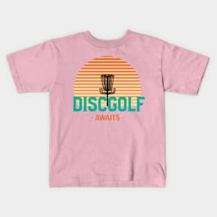 Discgolf Awaits Kids T-Shirt